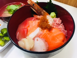 海鮮丼